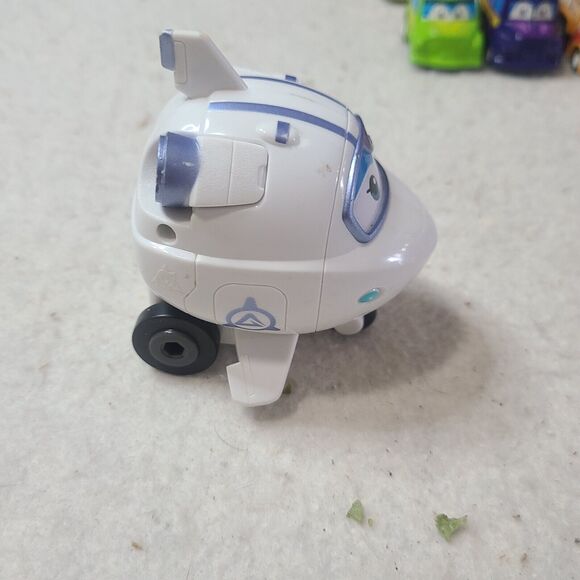 Lot Of (8) JOYIN Pull Back City Cars and Trucks Toy Vehicles Set (W/Eyes) - Picture 5 of 16